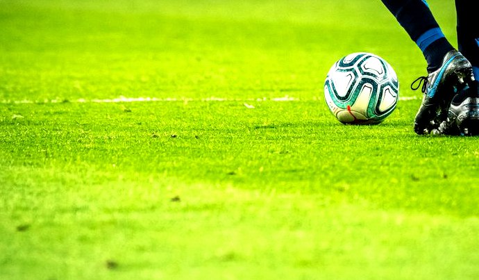 八户云罗里 vs 横滨FC 赛前分析 · 日职乙