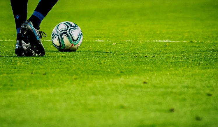 CD法斯女足 vs FC阿里安沙女足 赛前分析 · 萨尔女联