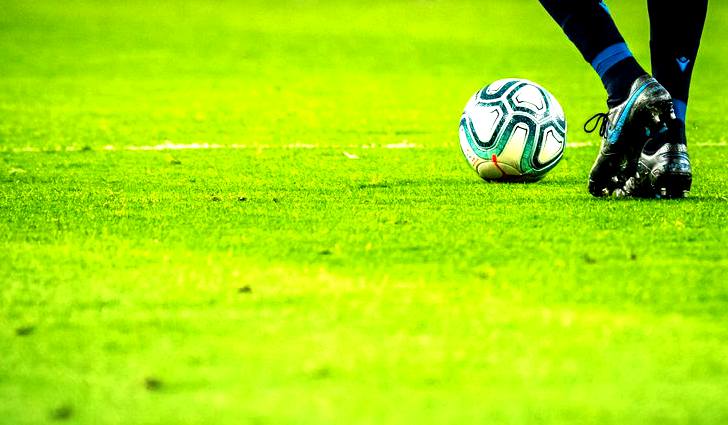翱翔FC vs 启毅足球会 赛前分析 · 香港丙