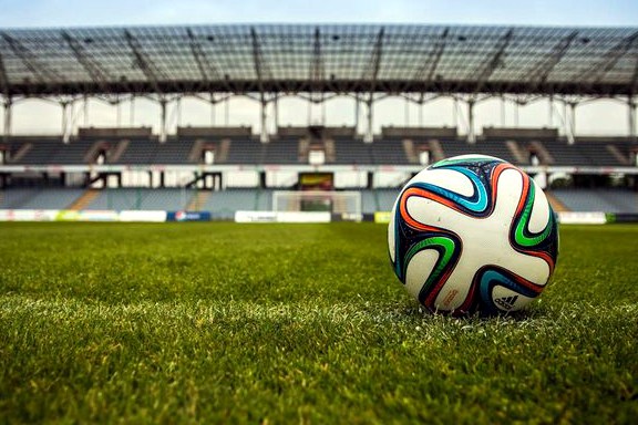 【足球】波兰女足U16 vs 加拿大女足U17 赛前推荐：平局·大2.5
