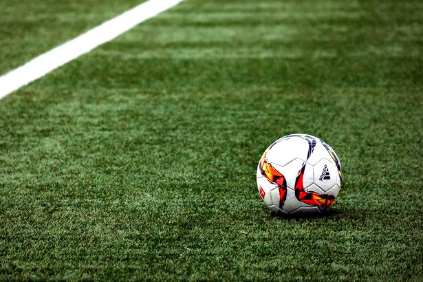 基苏察新城 vs 卡德卡 赛前分析 · 斯伐杯