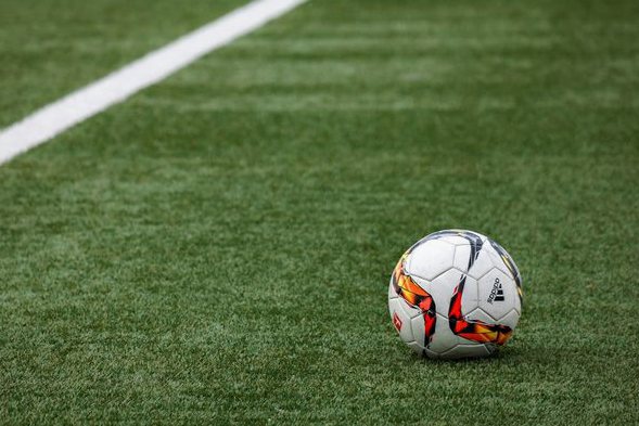 路易斯维尔FC vs 埃尔帕索机车 赛前分析 · 美冠联