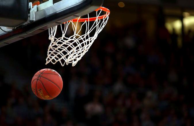 印第安纳狂热 vs 洛杉矶火花 赛前分析 · WNBA
