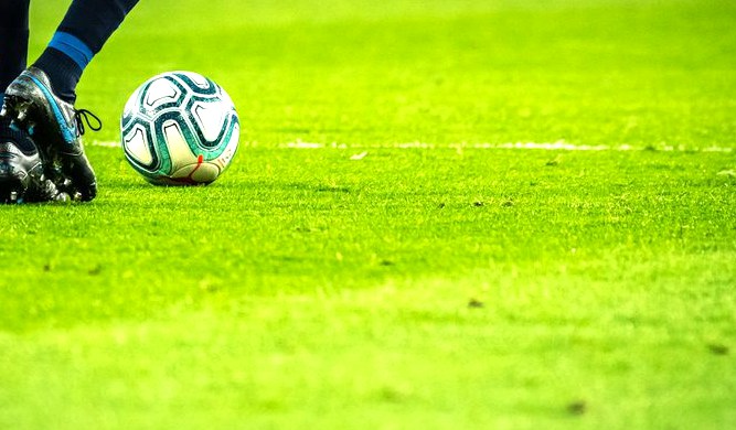 索尔兹伯里FC vs 比利列卡尔镇 赛前分析 · 英议南