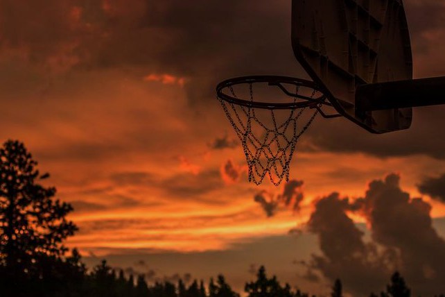 菲尼克斯水星 vs 芝加哥天空 赛前分析 · WNBA