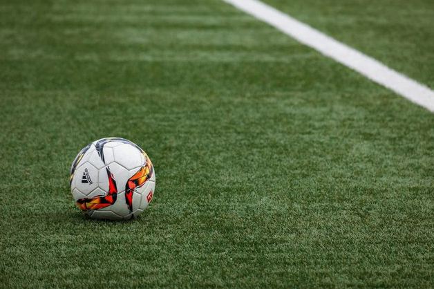 福冈黄蜂 vs 横滨FC 赛前分析 · 日皇杯