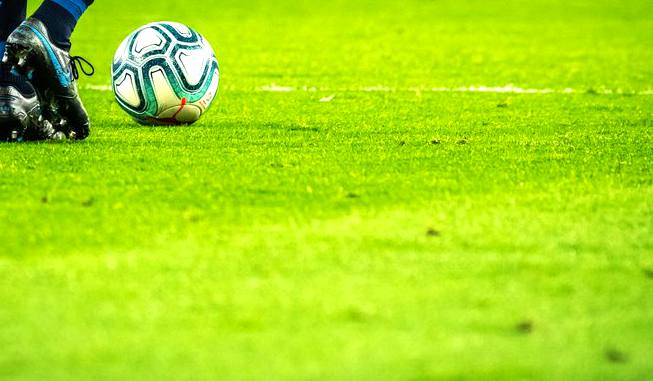 梅塔利斯特1925女足 vs FK拉多米尔女足 赛前分析 · 乌女超