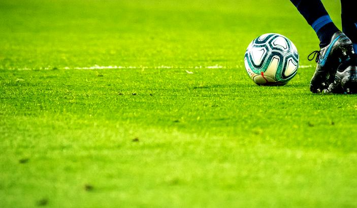 FC卢加诺女足 vs 甘巴罗尼奥女足 赛前分析 · 瑞女乙