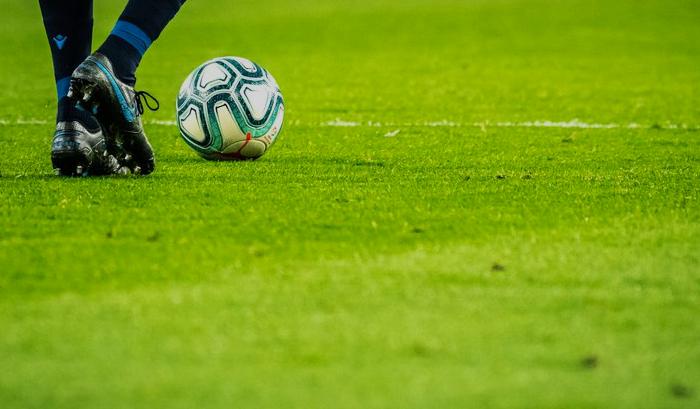辛布里勇士队 vs 洛布布里市FC 赛前分析 · 泰乙中