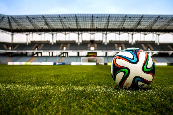 上海女足U17 vs 皇家社会女足U17 赛前分析 · 明日之星女杯