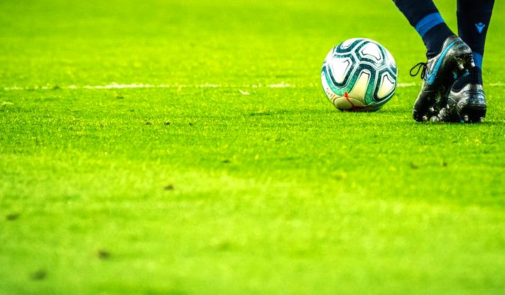 布杰约维采迪纳摩U19 vs 卡尔维纳U19 赛前分析 · 捷U19