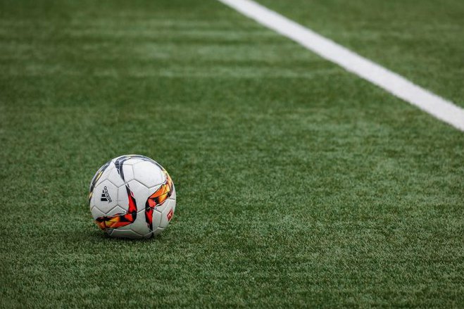 苏格兰FC vs 玛尼卡钻石 赛前分析 · 津巴超