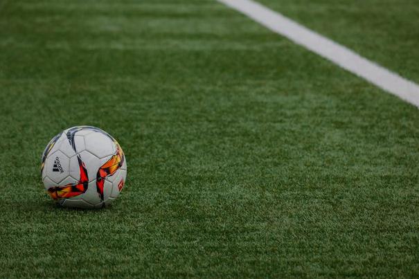 圣罗伦素女足 vs 圣路易斯FC女足 赛前分析 · 阿女甲