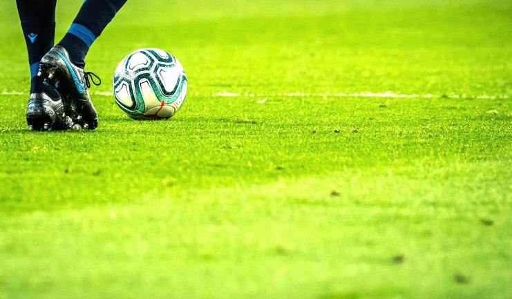【足球】FC索伦托女足 0-1 苏比雅可联女足 赛后复盘：技术统计与数据解读