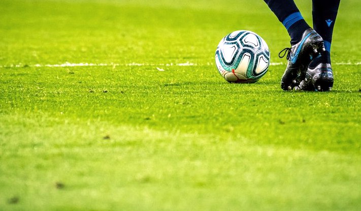 【足球】塞尔福斯女足 0-0 FHL女足 赛后复盘：技术统计与数据解读