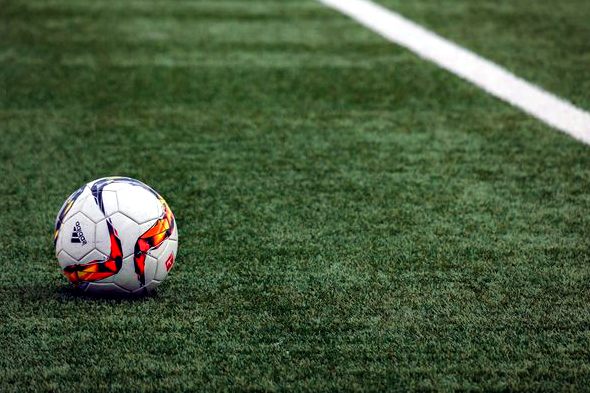 FK霍尼红冰 vs 本纳特凯 赛后战报 · 捷丙