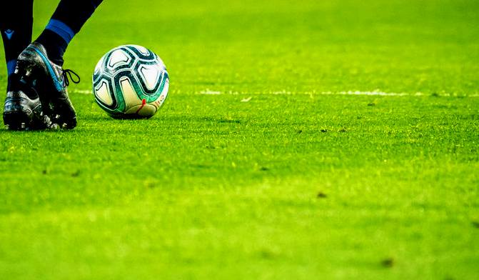 【足球】劳托卡 0-0 纳迪 赛后复盘：技术统计与数据解读