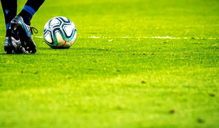 彼达提克瓦纳汉史曼U19 vs 荷兹利亚U19 赛后战报 · 以U19
