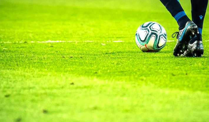 【足球】芬兰U18 2-0 威尔士U18 赛后复盘：技术统计与数据解读