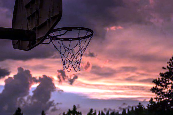康涅狄格太阳 vs 洛杉矶火花 赛后战报 · WNBA