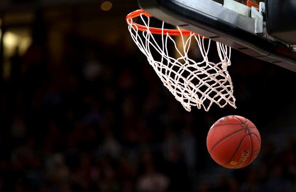 【篮球】纽约尼克斯 81-84 圣安东尼奥马刺 赛后复盘：技术统计与数据解读